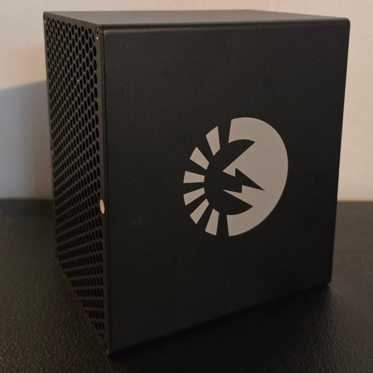 VolcMiner D1 Mini Pre 2.2GH - OPEN BOX/USED - Solo Miners USA